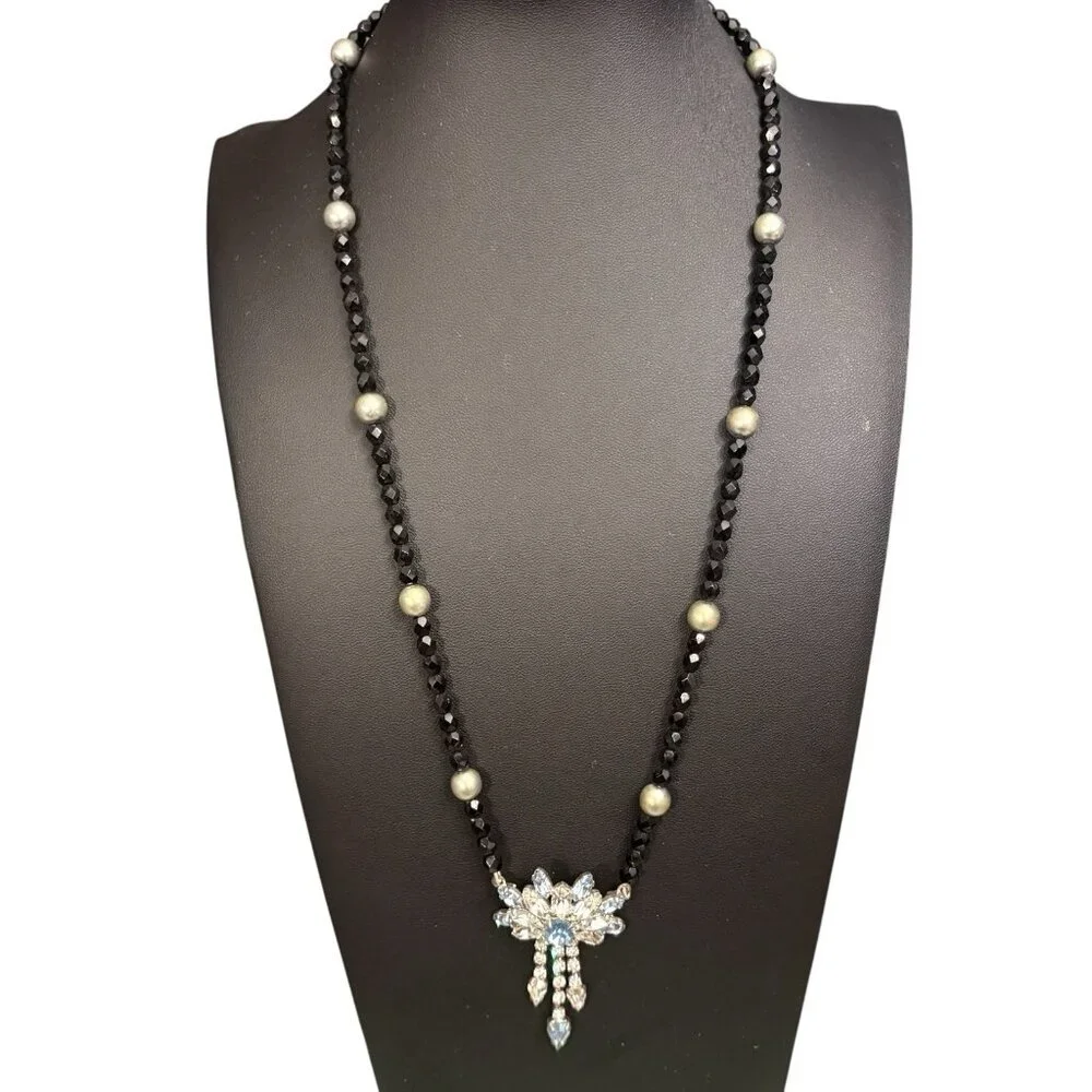 VTG Necklace Blue Black Clear Glass Faceted Bead‎ Pendant Prong Set Silver Tone